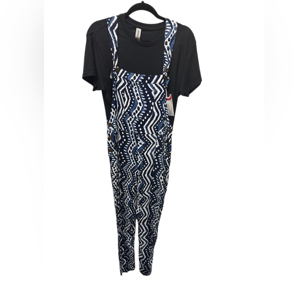 NWT.  Sacred Threads Overalls. Size S/M. 222367.    BL/RD 2